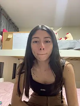 Snapshot of ZafiraNights chatting on February 28, 2026, 4:56 am ZafiraNights online show from February 28, 2026, 4:56 am