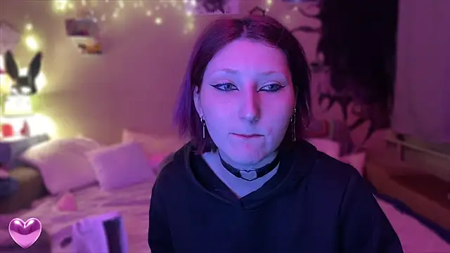 VelvetLiquorrr online show from February 24, 2026, 4:13 am