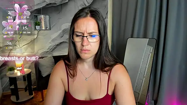 Snapshot of asti_bubbles chatting on July 2, 2026, 3:23 am asti bubbles online show from July 2, 2026, 3:23 am