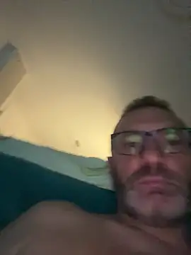 ivandotato23 online show from June 18, 2026, 8:47 pm