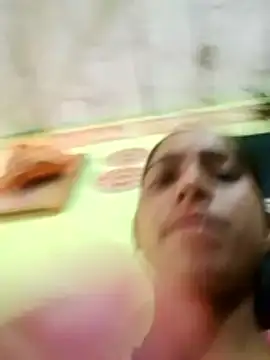 wifedesi7050 online show from March 25, 2026, 11:42 am