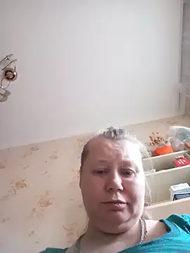 KiraStanton online show from June 14, 2026, 2:24 am