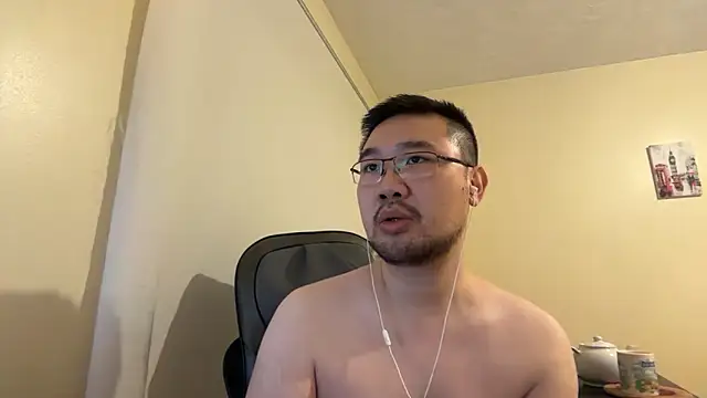 jasonryu2025 online show from March 12, 2026, 9:08 pm