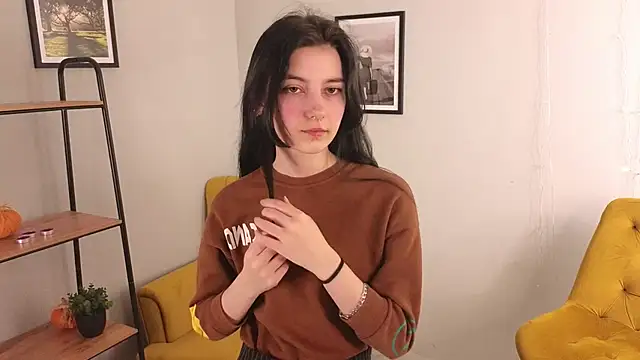 Lilian Merf online show from March 27, 2026, 10:49 am