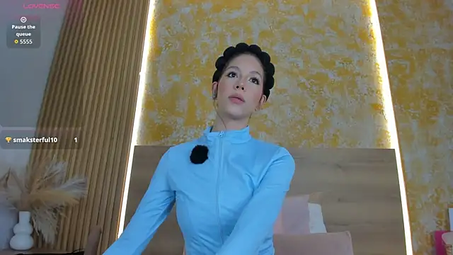 Snapshot of julietta_pink chatting on June 29, 2026, 12:16 pm julietta pink online show from June 29, 2026, 12:16 pm
