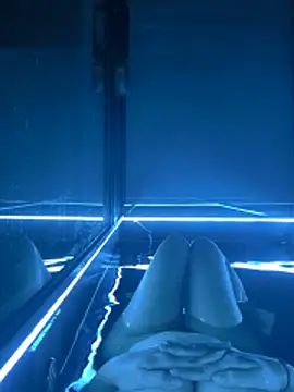 Butterflygi online show from February 22, 2026, 9:33 am