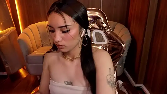 Daphne nicole b online show from March 28, 2026, 1:01 pm