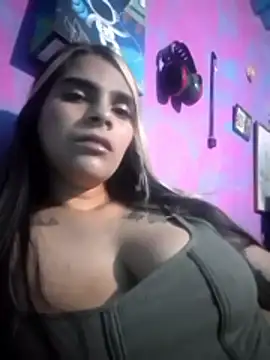 Snapshot of Monita076 chatting on February 20, 2026, 10:33 pm Monita076 online show from February 20, 2026, 10:33 pm