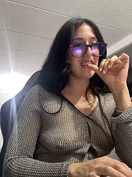 susi chimm online show from April 24, 2026, 1:29 am