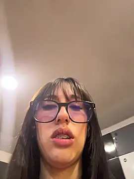 susi chimm online show from May 13, 2026, 1:29 pm