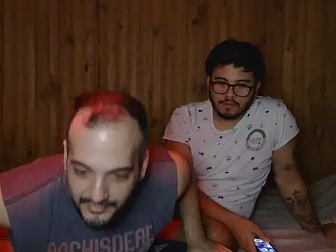 Snapshot of Bombe- chatting on February 24, 2026, 2:01 am Bombe- online show from February 24, 2026, 2:01 am