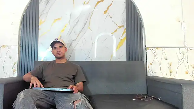 Latins on fire online show from June 1, 2026, 12:27 pm