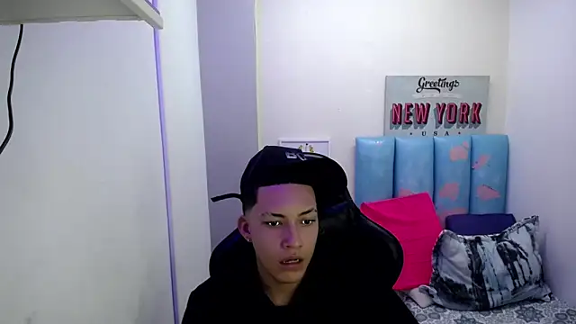 Street poemm  online show from April 17, 2026, 9:28 pm