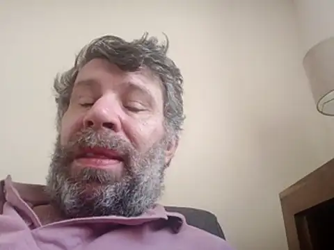 stud2512 online show from February 25, 2026, 11:21 am