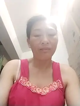 lris-Beauty77 online show from March 24, 2026, 10:32 pm