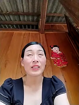 lris-Beauty77 online show from February 22, 2026, 6:16 am