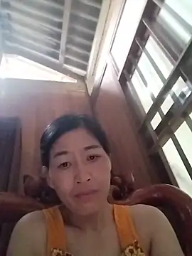 lris-Beauty77 online show from June 18, 2026, 10:59 pm