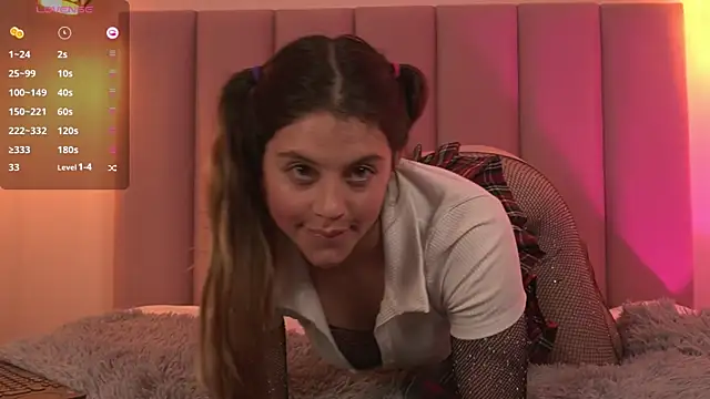 Alessabunny   online show from April 16, 2026, 9:15 pm