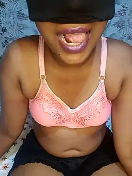 waishu12 online show from February 25, 2026, 5:07 am