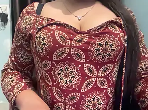 Avneet kaurr1 online show from March 9, 2026, 5:05 pm