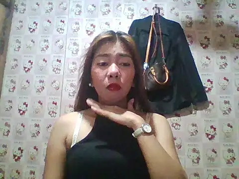 hot sexy27 online show from June 10, 2026, 4:46 am
