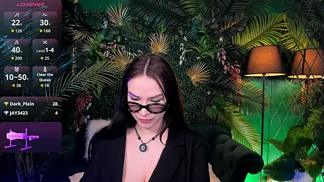 SatiraLux online show from April 15, 2026, 8:53 pm