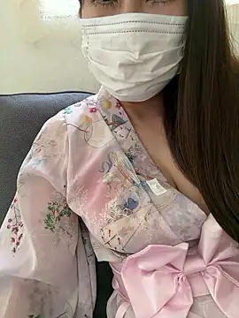 Shuri518 online show from July 24, 2026, 4:41 am