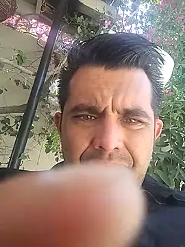 manuel4200 online show from April 19, 2026, 6:10 pm