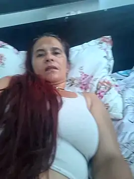 Lorenaluna online show from April 17, 2026, 2:53 pm