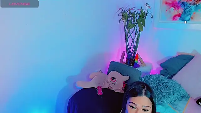 hot luckyangel01 online show from February 27, 2026, 6:35 am