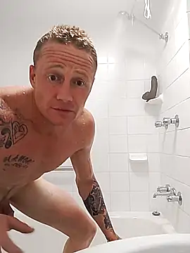 Snapshot of SmashNTrash91 chatting on April 5, 2026, 8:15 pm SmashNTrash91 online show from April 5, 2026, 8:15 pm