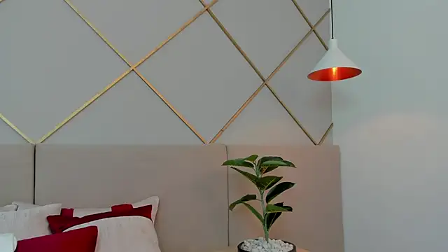 AnnyVega   online show from May 1, 2026, 7:52 pm