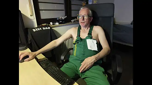 loenne1 online show from May 1, 2026, 8:58 pm