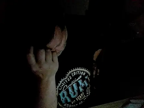 pozitiva000 online show from May 27, 2026, 7:43 pm