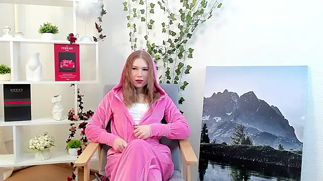 ZaidaCourcy online show from February 26, 2026, 4:23 am