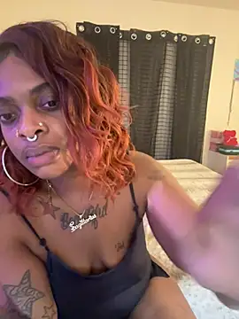 Snapshot of wavywavy12 chatting on August 1, 2026, 2:42 am wavywavy12 online show from August 1, 2026, 2:42 am