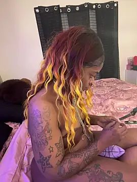 wavywavy12 online show from April 27, 2026, 2:42 am