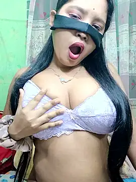 Turshaio online show from April 12, 2026, 6:11 pm