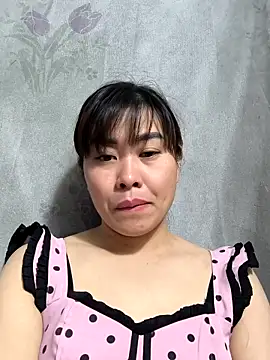 juicy-milu online show from March 7, 2026, 2:29 am