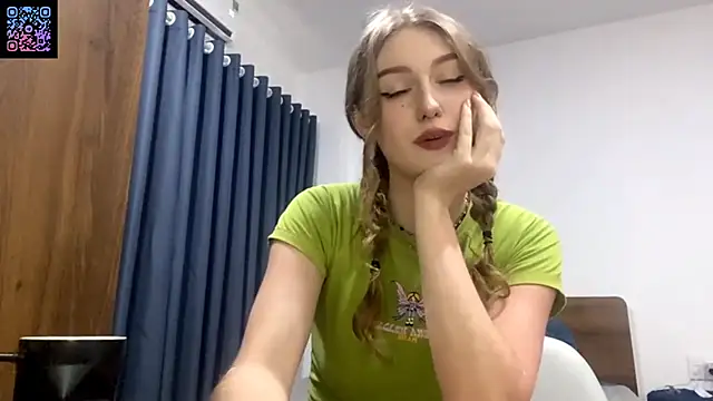 HotCheeseCake online show from February 23, 2026, 10:16 am