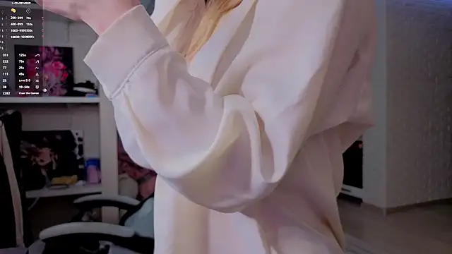 Dipamelly online show from March 17, 2026, 2:14 am