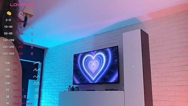 Jade Amore online show from March 4, 2026, 11:18 am