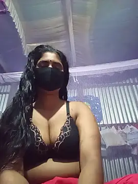 hotgirls02 online show from June 5, 2026, 8:58 pm