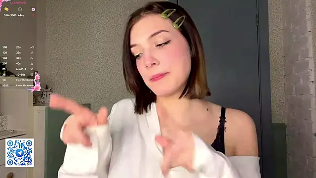 Carolini i online show from March 19, 2026, 9:48 pm