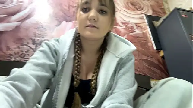 JanineThielman online show from June 27, 2026, 12:22 pm