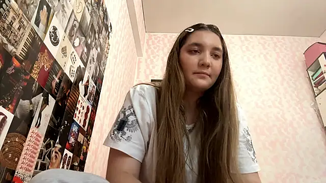 JanineThielman online show from June 11, 2026, 12:24 pm