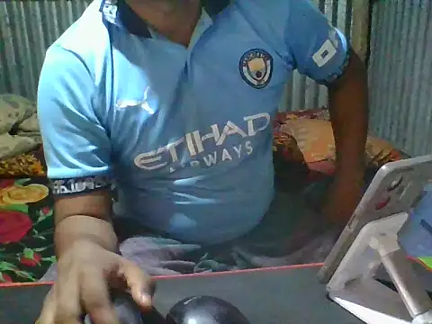 Snapshot of BestDick2910 chatting on February 26, 2026, 5:29 am BestDick2910 online show from February 26, 2026, 5:29 am