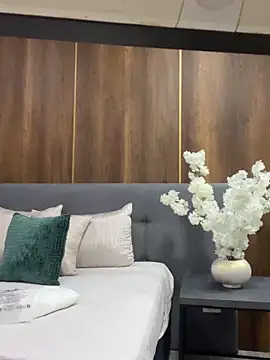 Tiffanyy Lam online show from February 24, 2026, 9:37 pm