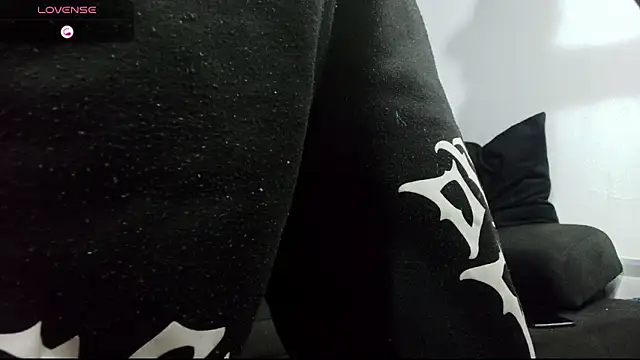 Tessarion Black online show from April 8, 2026, 6:26 am