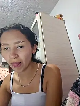 keylatiff online show from March 3, 2026, 6:37 pm